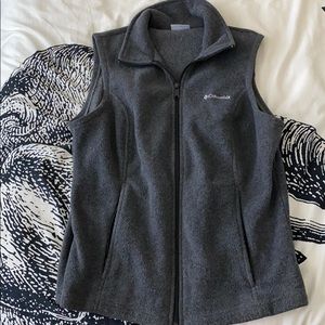 Women’s Columbia vest
